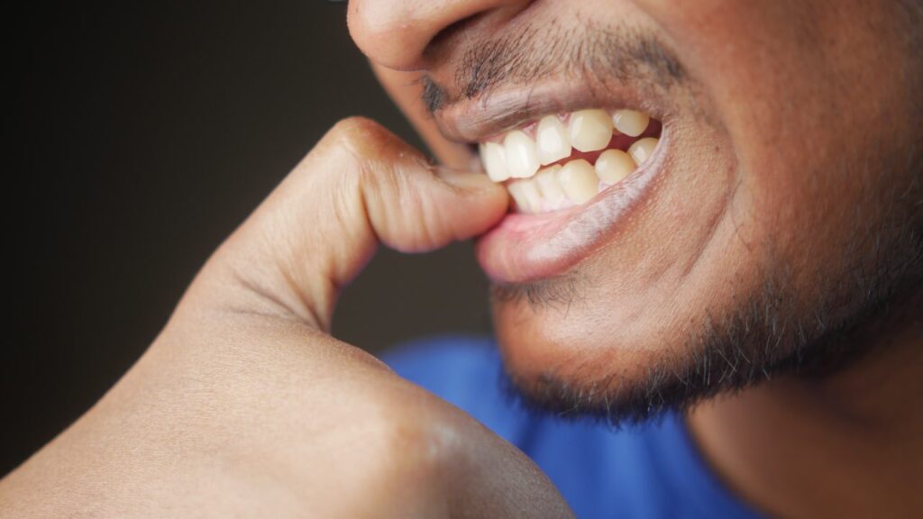 How Nail Biting Effects Your Teeth