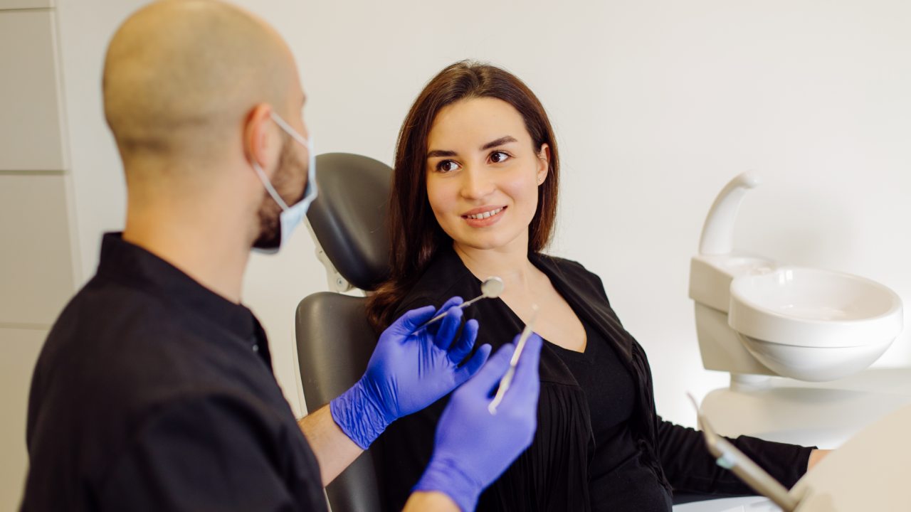 Unlock Your Best Smile: 5 Reasons to Choose Cosmetic Dentistry in Huntersville