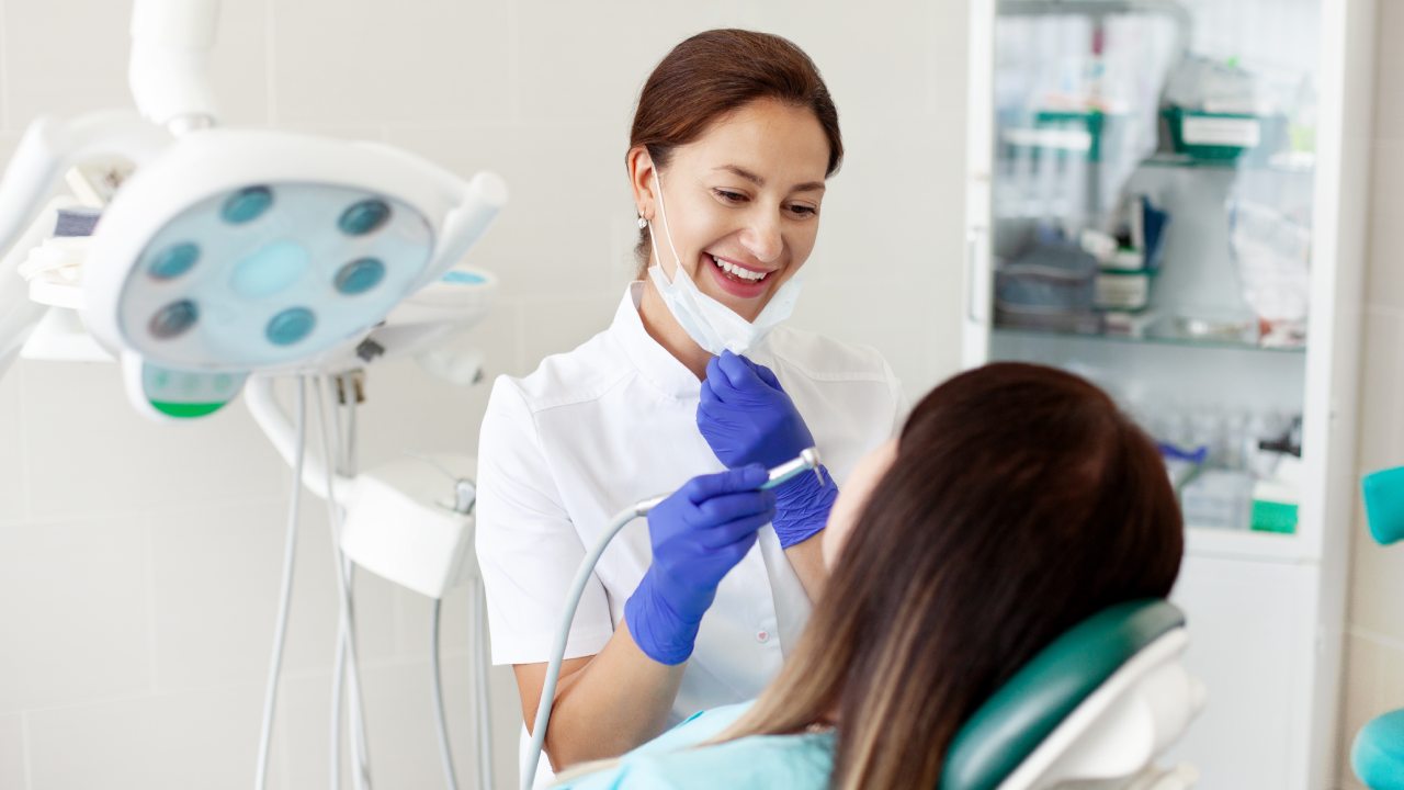 Tooth Extraction: Why You Should Trust the Experts