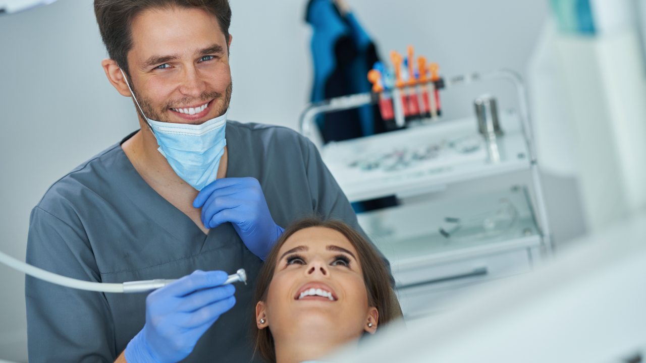 Experience Excellence with a MetLife Insurance Dental Implant Dentist