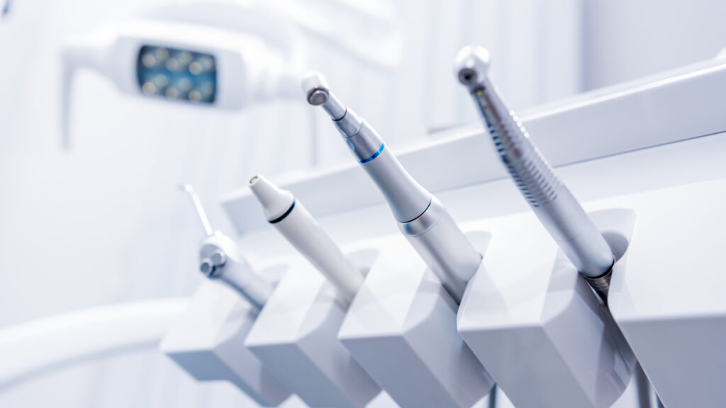 How a Dental Hygiene Maintenance Clinic Keeps Your Smile Bright