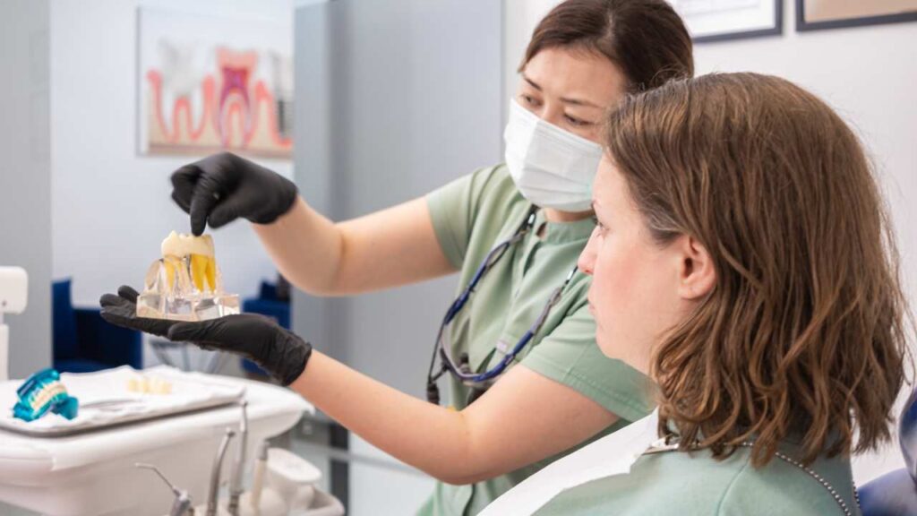 How Your Confidence Grows With a Gum Contouring Cosmetic Dentist