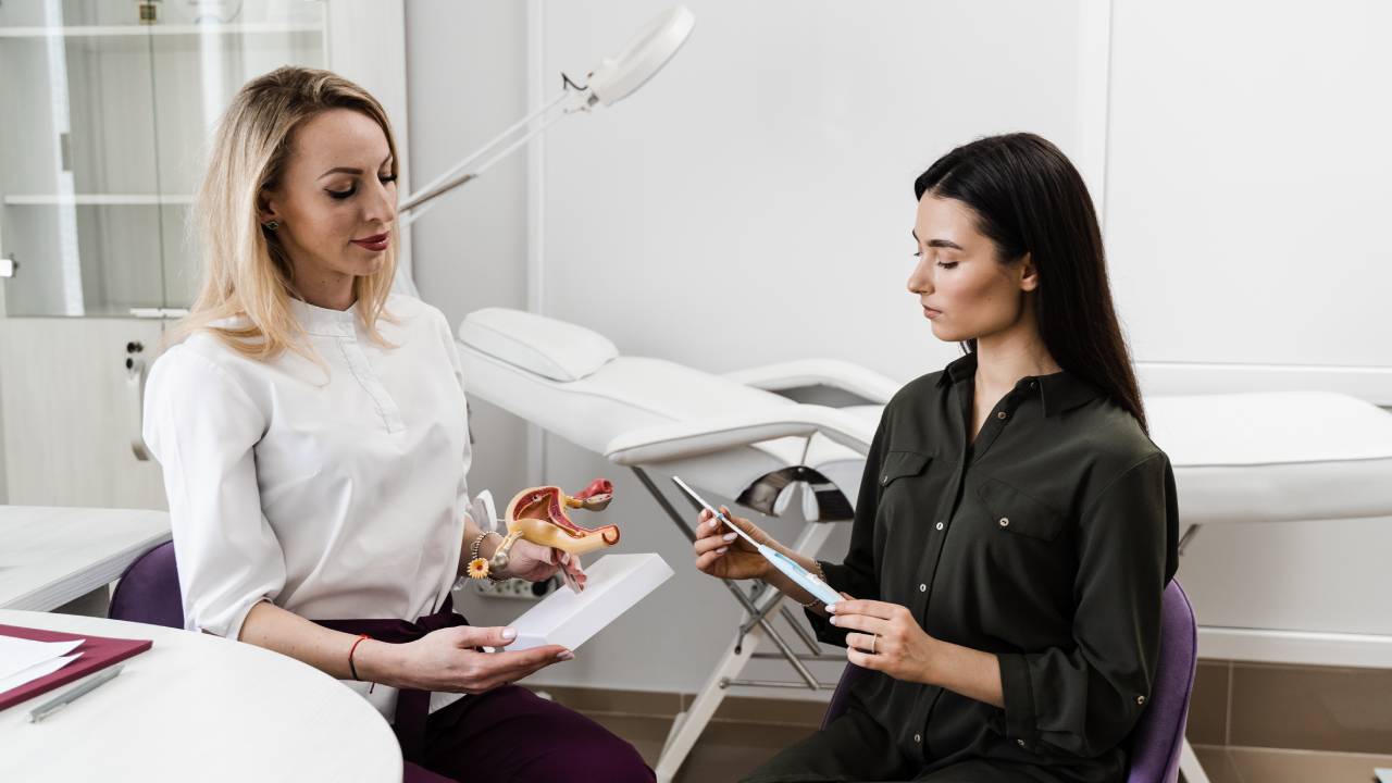 What to Look for in a Cosmetic Dentist Before You Book